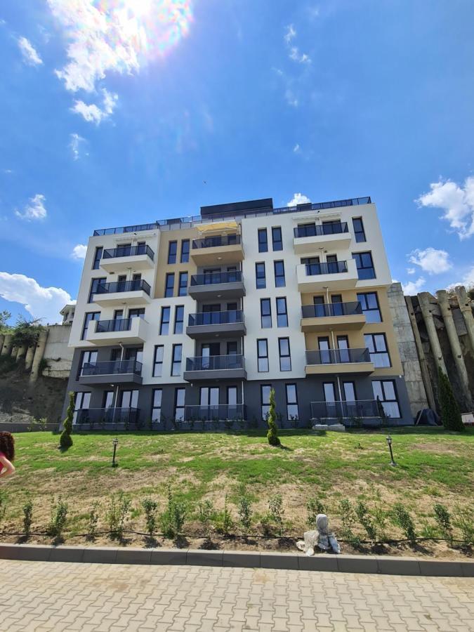 Dolphin Beach Apart Obzor Bagian luar foto