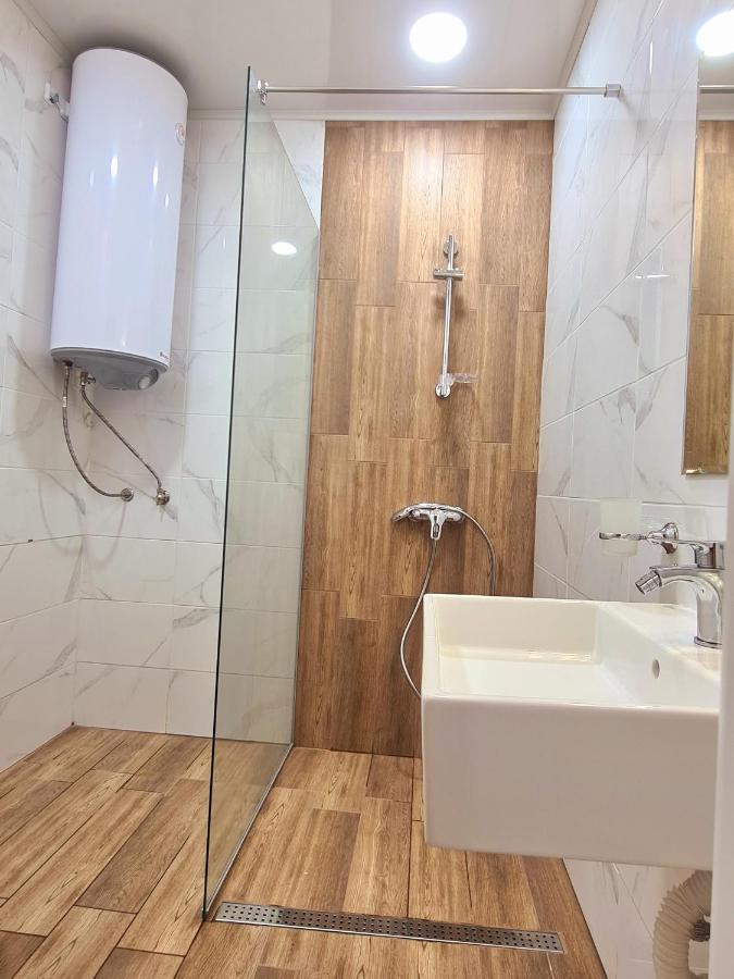 Dolphin Beach Apart Obzor Bagian luar foto